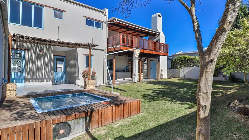 4 Bedroom Property for Sale in Stilbaai Wes Western Cape